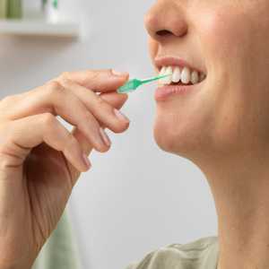 Cost Of Teeth Cleaning In Nagpur: Is Professional Dental Cleaning A Smart Investment?